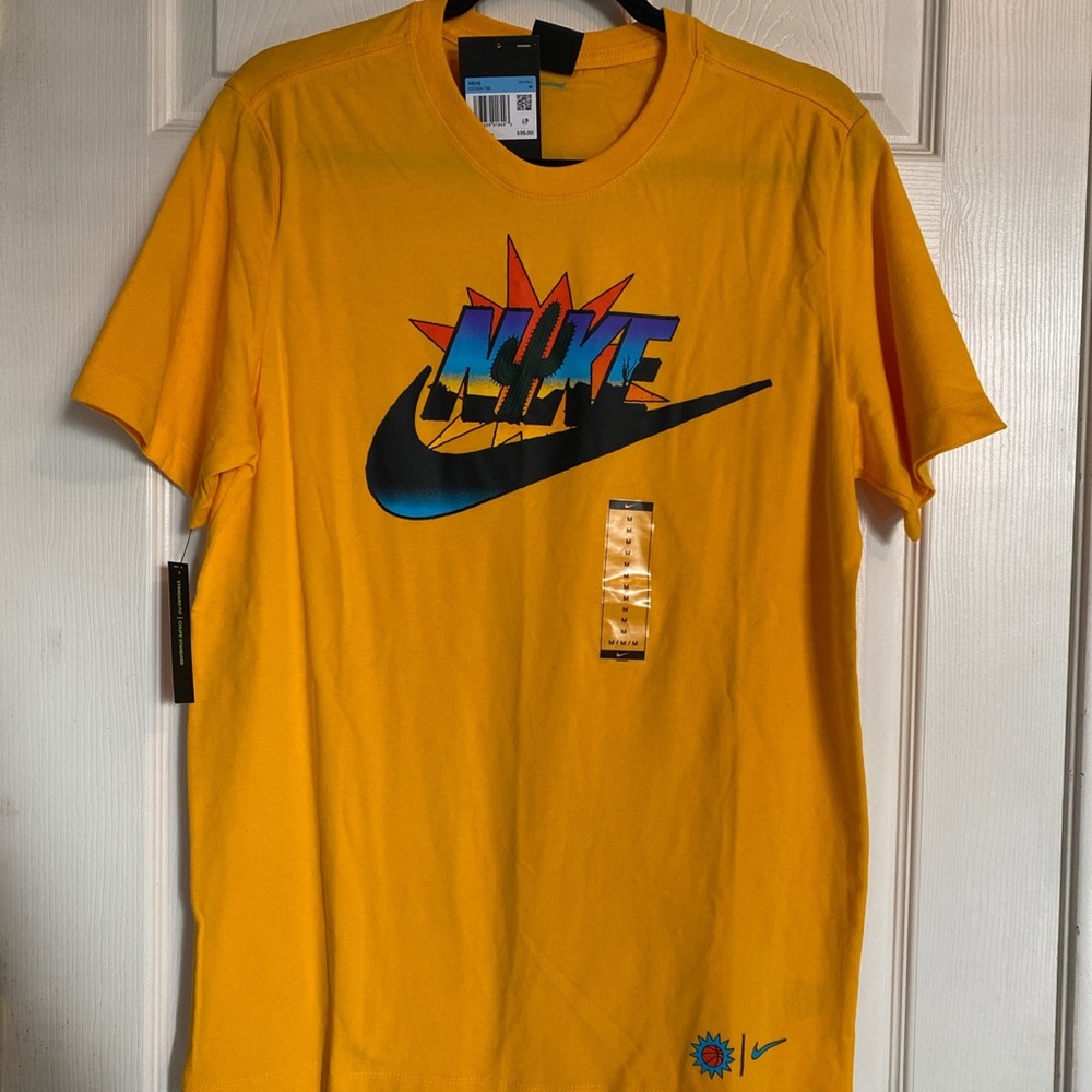 nike t shirt